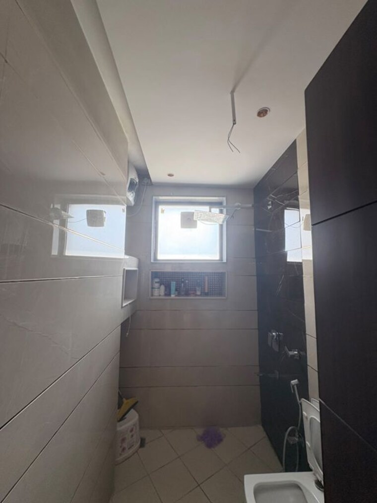 Bathroom, sector 69 5 Bedroom 500 Sq.Yd. Independent House In Sector 69 Mohali 10734483