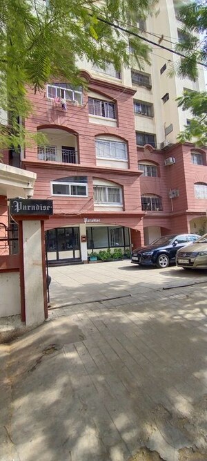  Apartment For Sale in Royal Park