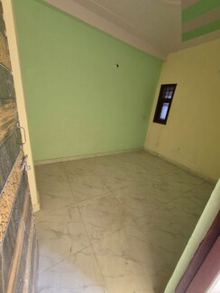 2.5 BHK +Builder Floor For Rent in Mayur Vihar