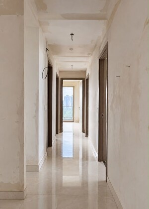 Building Lobby in 4 BHK Apartment at Shalimar Belvedere Court, Gomti Nagar – for Sale