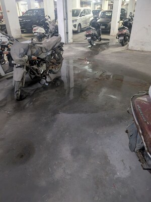 Parking in 3 BHK Apartment at Jaypee Klassic Arcade, Sector 134 – for Sale