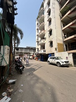 Apartment For Sale in Chinhat