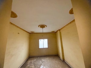 Room in  Apartment at Satara – for Sale