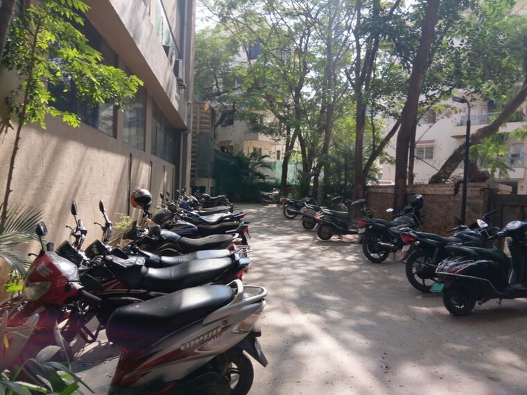  Parking, koregaon park Commercial Office Space 3150 Sq.Ft. In Koregaon Park Pune 10734591