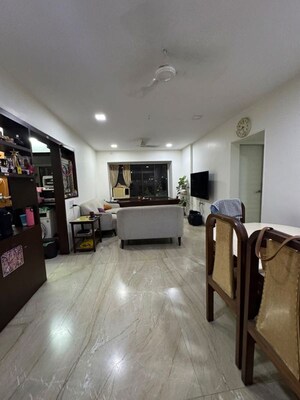 Living Room in 2 BHK Apartment at Chembur – for Rent
