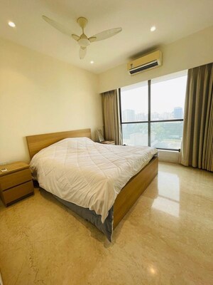 Bedroom in 1 BHK Apartment at Himath Ghar Khar West, Khar West – for Rent