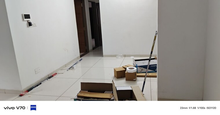 Room, kalupura 3 Bedroom 1700 Sq.Ft. Apartment In Kalupura Ahmedabad 10734701