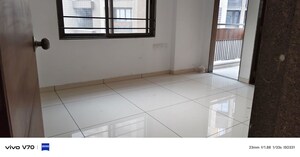 Room in 3 BHK Apartment at Kalupura – for Rent