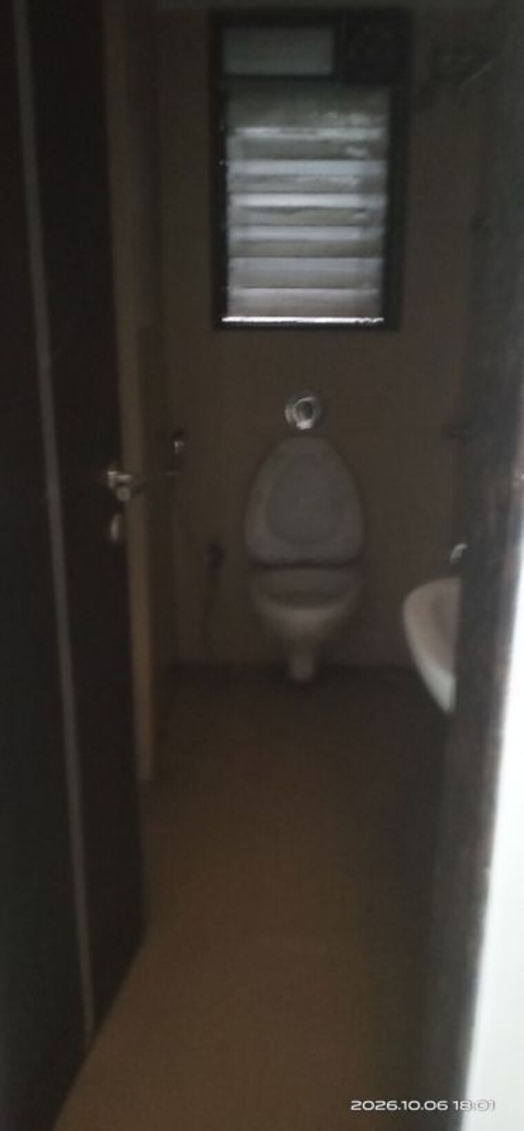 Bathroom, goregaon west 2 Bedroom 650 Sq.Ft. Apartment In Goregaon West Mumbai 10734738