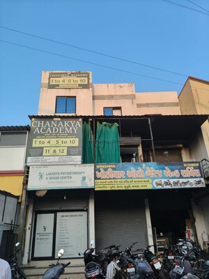  Shop For Sale in Makarpura