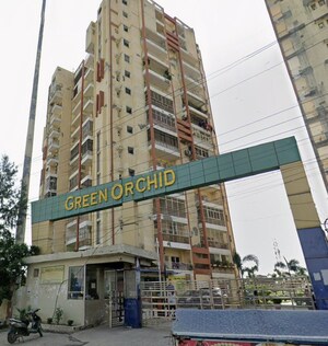  Apartment For Sale in New Moradabad