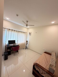 3 BHK +Apartment For Rent in Trendsquares Ambience