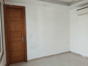Room in 3 BHK Builder Floor at East Of Kailash – for Rent