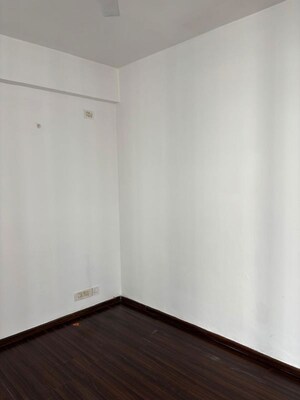 Room in 3 BHK Apartment at 3C Lotus Zing, Sector 168 – for Rent