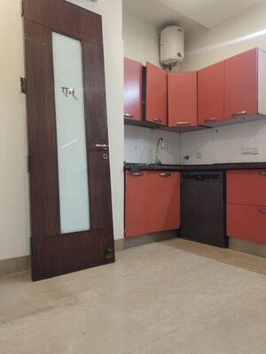 Furnished Amenities in 4 BHK Builder Floor at New Friends Colony – for Rent
