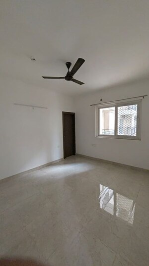 Room in 3 BHK Apartment at ATS Le Grandiose, Sector 150 – for Rent