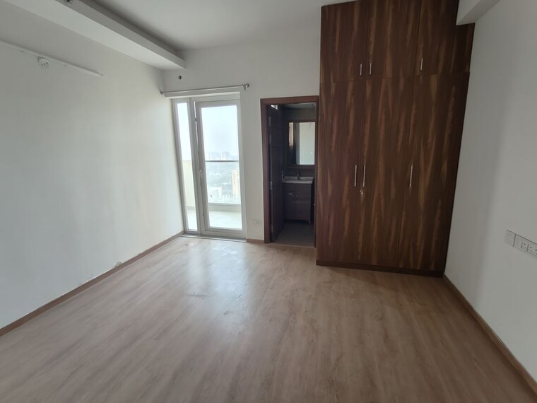 Room, tulip-yellow 3 Bedroom 1704 Sq.Ft. Apartment In Sector 69 Gurgaon 10735027