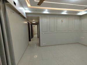 Building Lobby in 3 BHK Apartment at Eldeco Live By The Greens, Sector 150 – for Rent