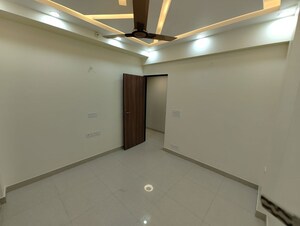 Room in 3 BHK Apartment at Eldeco Live By The Greens, Sector 150 – for Rent