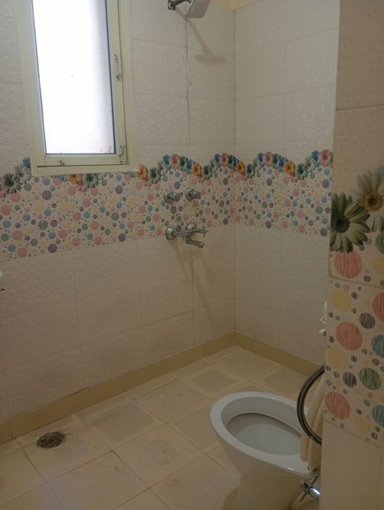 Bathroom, sector 4 dwarka 2 Bedroom 1600 Sq.Ft. Apartment In Sector 4 Dwarka Delhi 10507558