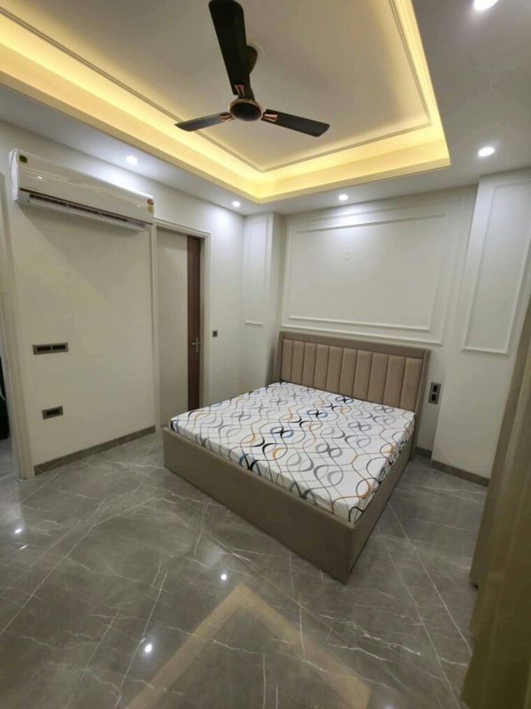 Bedroom, freedom fighters enclave 1 Bedroom 600 Sq.Ft. Independent House In Freedom Fighters Enclave Delhi 10735042