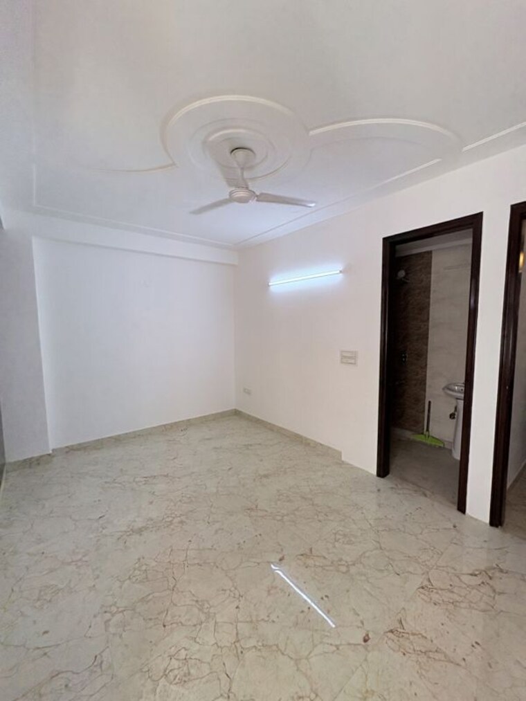 undefined, khirki extension 3 Bedroom 105 Sq.Yd. Builder Floor In Khirki Extension Delhi 10735062