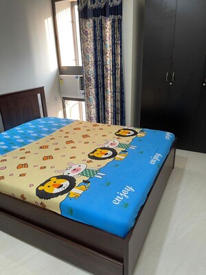 Bedroom in 2 BHK Apartment at Damji Shamji Mahavir Spring Tulip Phase 1, Pokhran Road No Two – for Rent