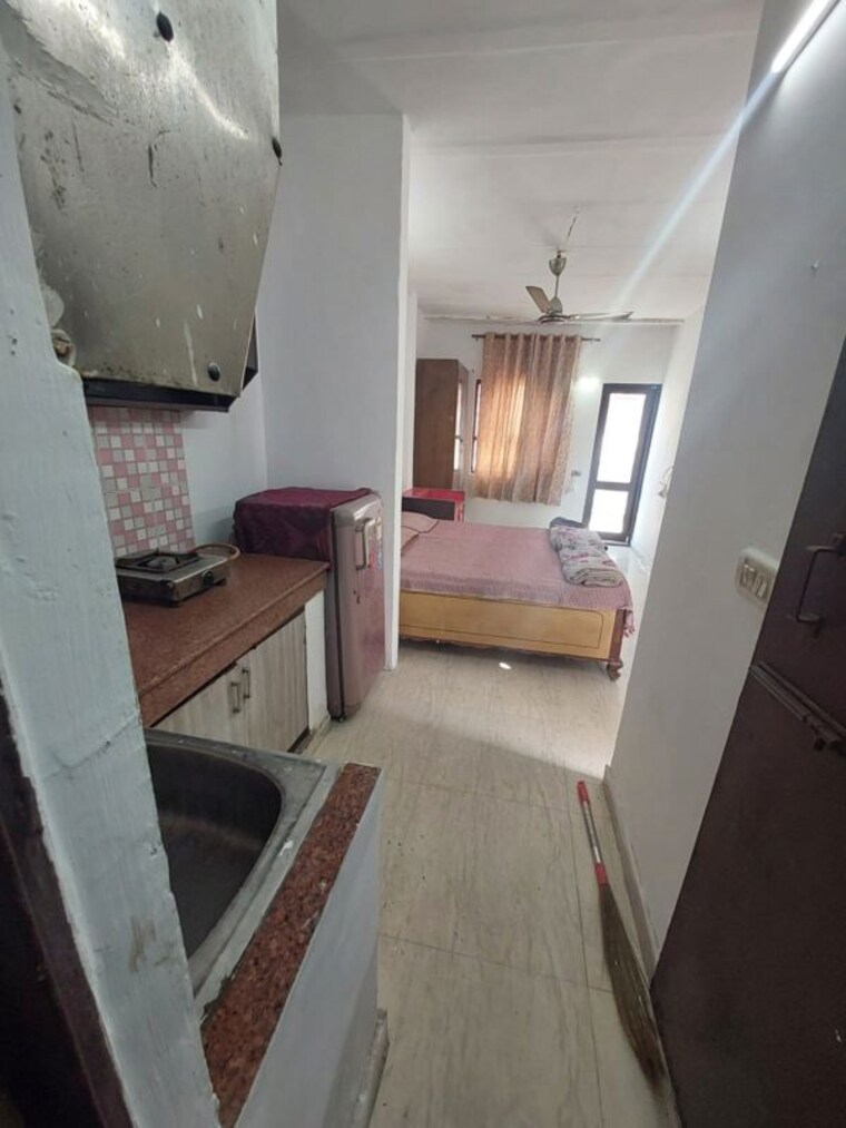 Kitchen, malviya nagar 1 RK 400 Sq.Ft. Builder Floor In Malviya Nagar Delhi 10735078