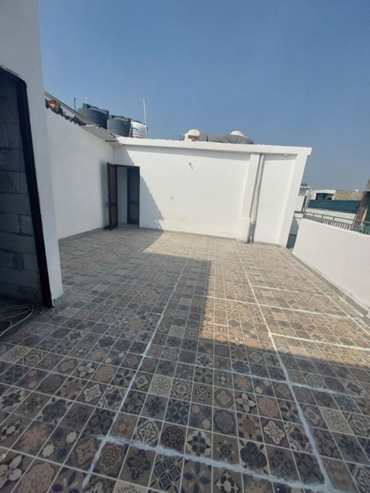 Balcony, malviya nagar 1 RK 400 Sq.Ft. Builder Floor In Malviya Nagar Delhi 10735078