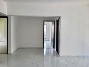 Room in 3 BHK Apartment at Hari Niketan, Khar West – for Sale