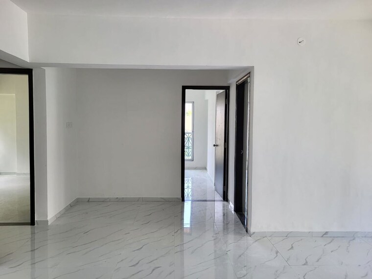 Room, hari-niketan 3 Bedroom 870 Sq.Ft. Apartment In Khar West Mumbai 10735074
