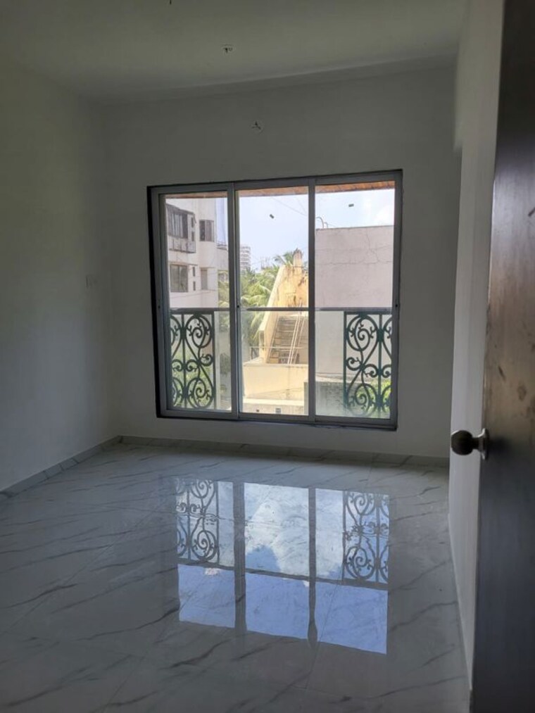 Room, hari-niketan 3 Bedroom 870 Sq.Ft. Apartment In Khar West Mumbai 10735074