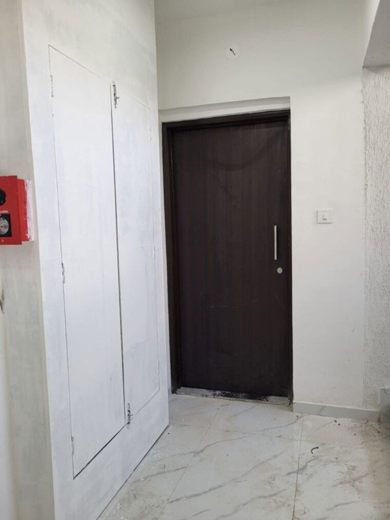 Other, hari-niketan 3 Bedroom 870 Sq.Ft. Apartment In Khar West Mumbai 10735074