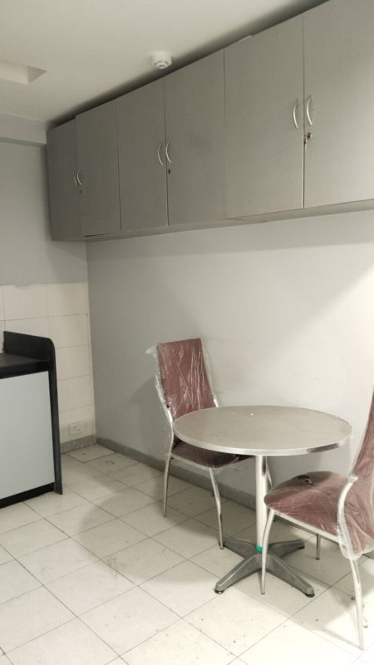 Bathroom, vaibhav-chambers Commercial Office Space 3780 Sq.Ft. In Bandra East Mumbai 10735076