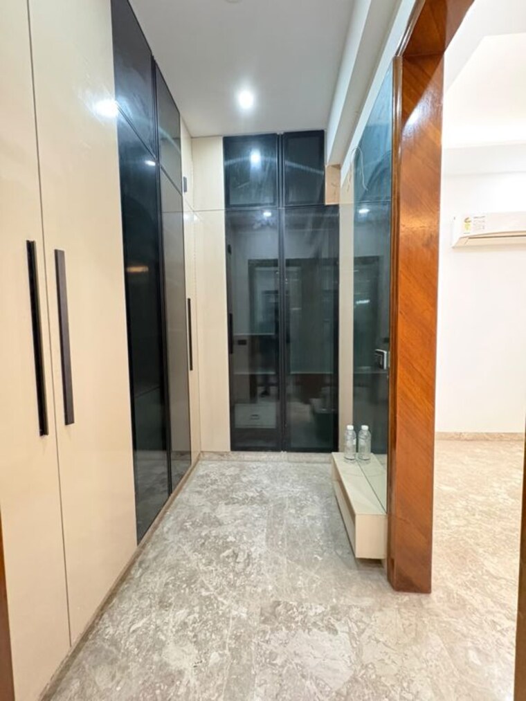 undefined, sector 27 3 Bedroom 420 Sq.Yd. Builder Floor In Sector 27 Gurgaon 10735117