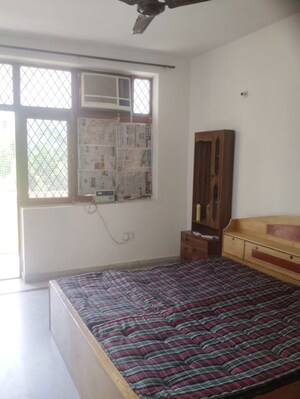Bedroom in 2 BHK Independent House at Sector 56 – for Rent