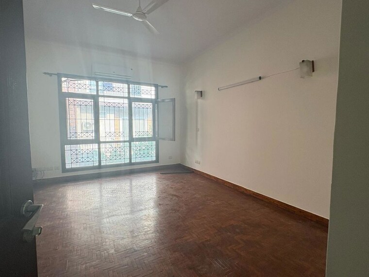 Room, eros-rosewood-city 5 Bedroom 5000 Sq.Ft. Villa In Sector 49 Gurgaon 10732942