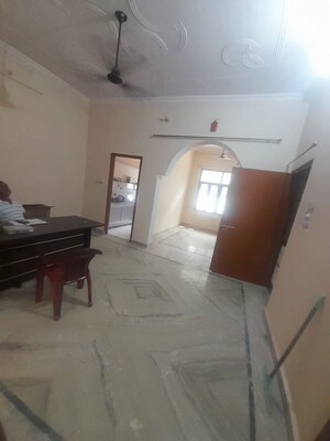 Team Area in 2 BHK Independent House at Vikalp Khand – for Rent