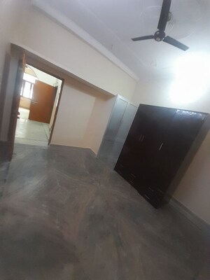 Room in 2 BHK Independent House at Vikalp Khand – for Rent