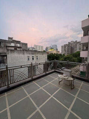 Balcony in 2 BHK Builder Floor at Sector 43 – for Rent