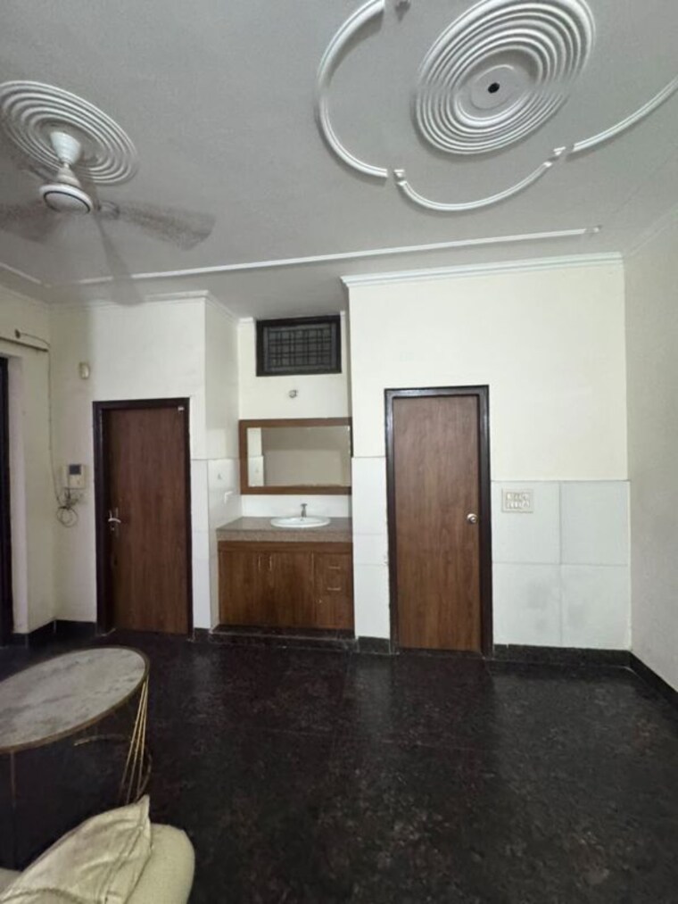 Kitchen, sector 43 2 Bedroom 100 Sq.Yd. Builder Floor In Sector 43 Gurgaon 10735140