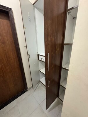 Furnished Amenities in 2 BHK Builder Floor at Sector 43 – for Rent