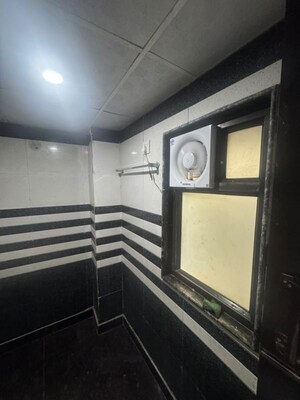 Staircase in 2 BHK Builder Floor at Sector 43 – for Rent