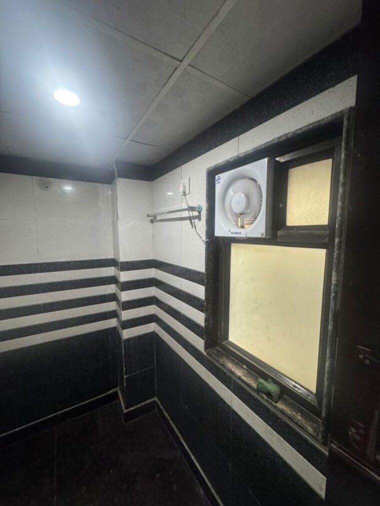 undefined, sector 43 2 Bedroom 100 Sq.Yd. Builder Floor In Sector 43 Gurgaon 10735140