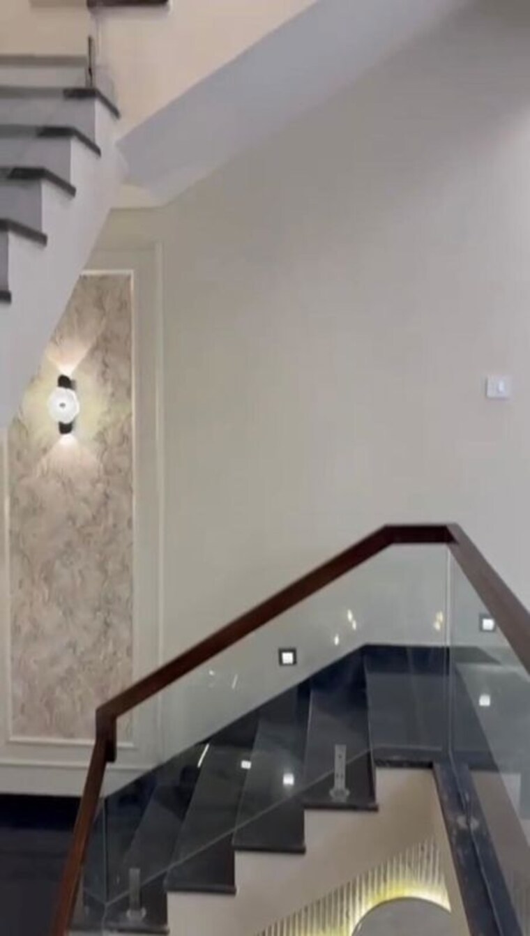 undefined, lokhandwala-complex 2 Bedroom 750 Sq.Ft. Apartment In Andheri West Mumbai 10239705