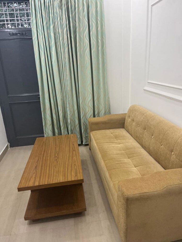 Balcony, sector 47 1 Bedroom 650 Sq.Ft. Builder Floor In Sector 47 Gurgaon 10735203