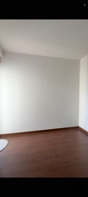 Room in 3 BHK Apartment at Mapsko Mount Ville, Sector 79 – for Rent