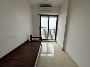 Bedroom in 2.5 BHK Apartment at Kalpataru Primus Residence, Santacruz East – for Rent