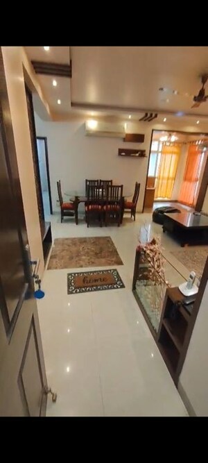 3.5 BHK Apartment For Rent in Hamlin Apartment, Sector 43