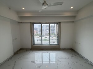 Master Bedroom in 2 BHK Apartment at Elegant Navratnamala CHS, Santacruz East – for Rent